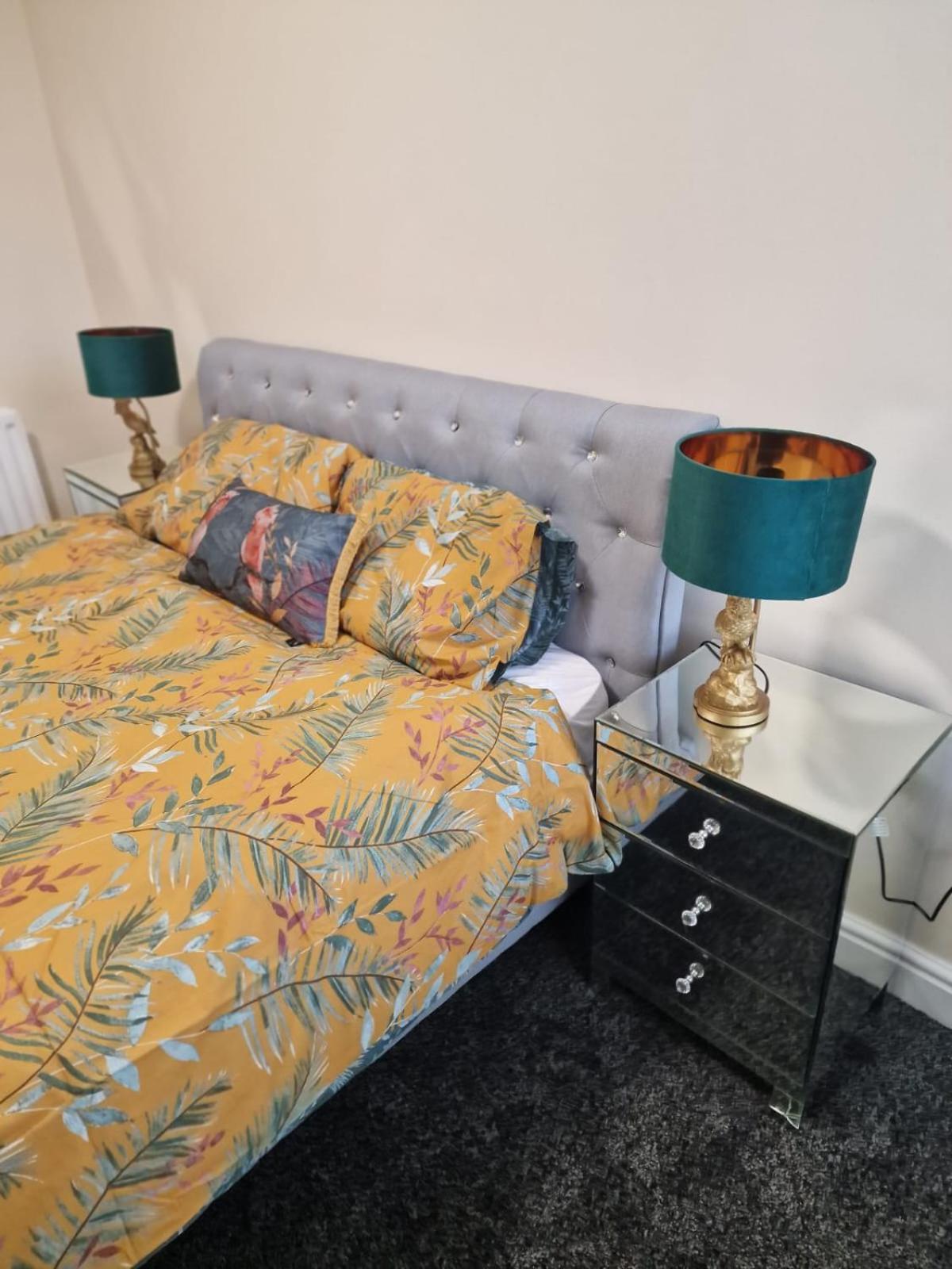 Levy Nook 3 Apartman Darlington  Kültér fotó